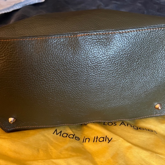 COPY - MARIO VALENTINO HANDBAG 👜 💯 AUTHENTIC - Picture 5 of 14